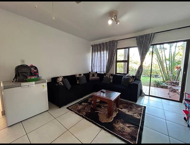 3 BEDROOM APARTMENT TO LET IN BALLITO CENTRAL